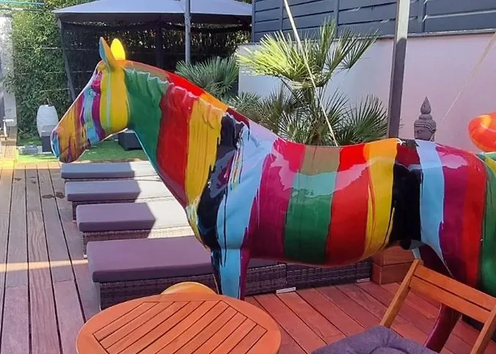 Holiday home Magnifique Maison D'architecte Bordeaux Merignac (Gironde)